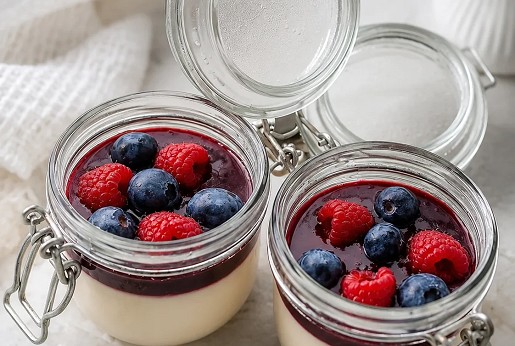 Gyümölcsös Panna cotta